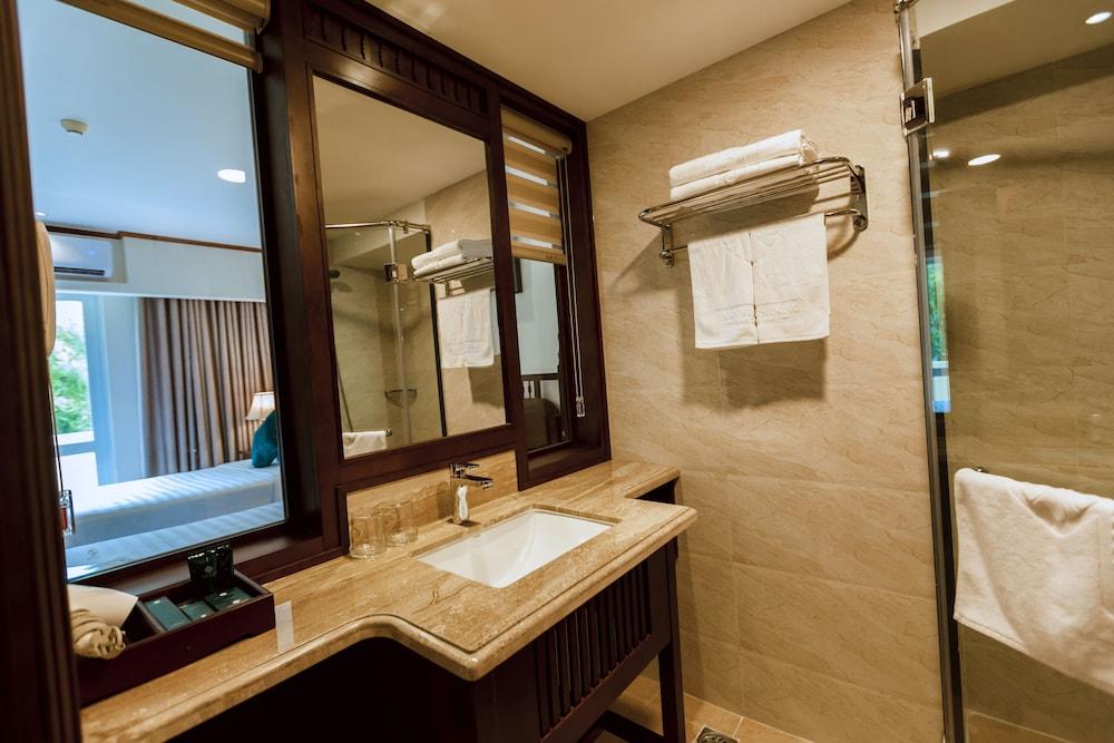 Vien Dong Hotel Nha Trang Exterior photo